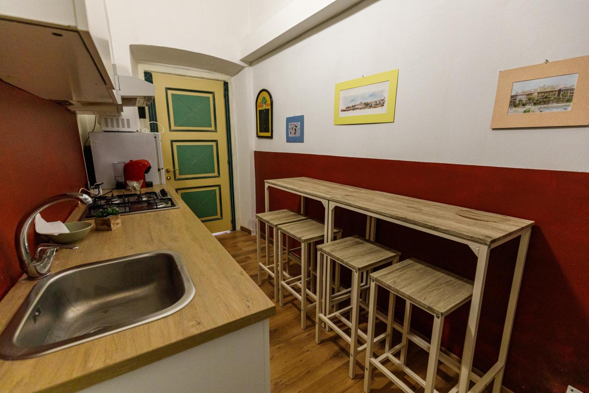 Onlyrooms III - Recommended For Under 30S Кальяри Номер фото